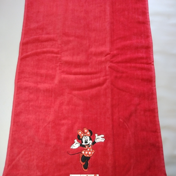Minnie Mouse Hand Towel - Picture 5 of 5